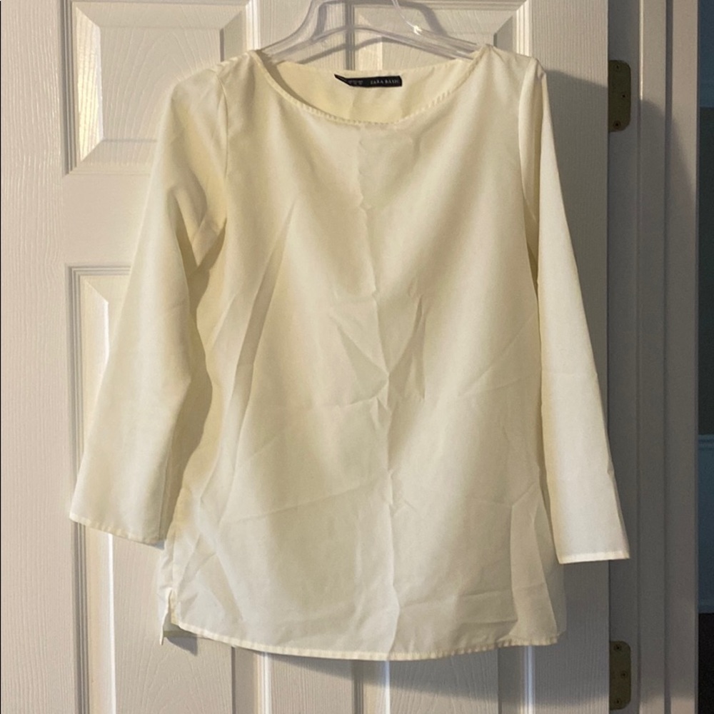 Zara Blouse w button back detail